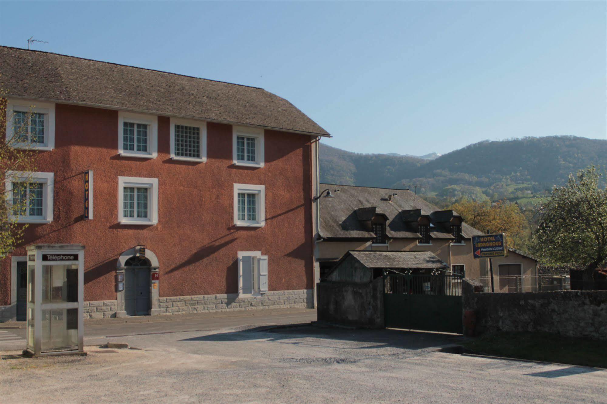 Hotel Ladagnous Peyrouse Εξωτερικό φωτογραφία